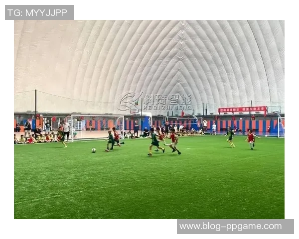 足球场地铺设的最佳材料与施工技巧解析助您打造完美绿茵场